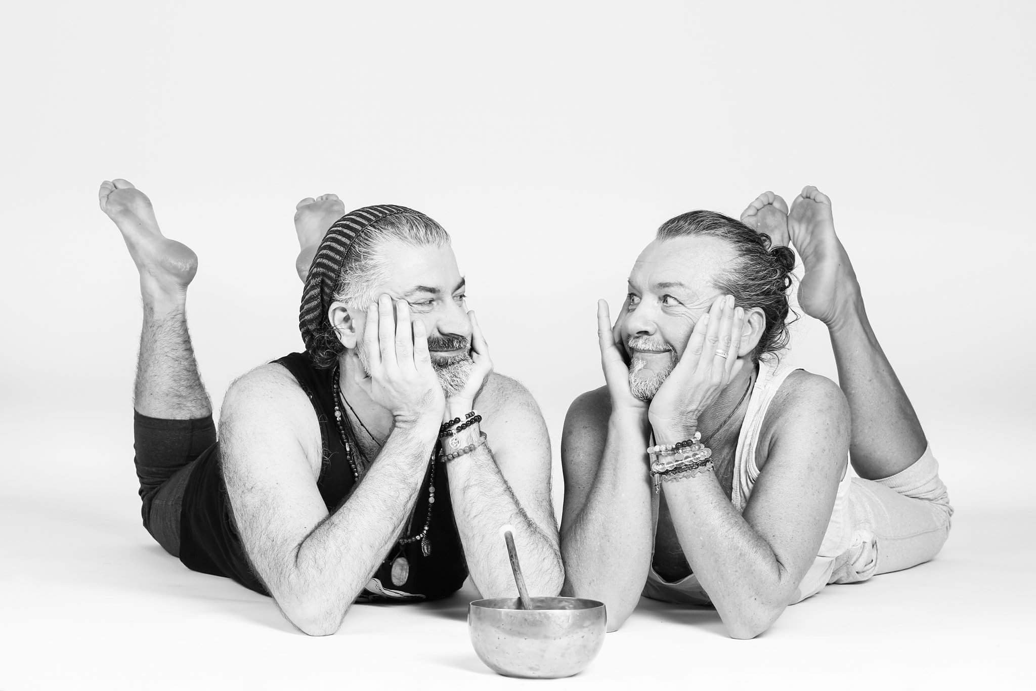 Art Workshop Yoga mit Dieter und Richard aus München